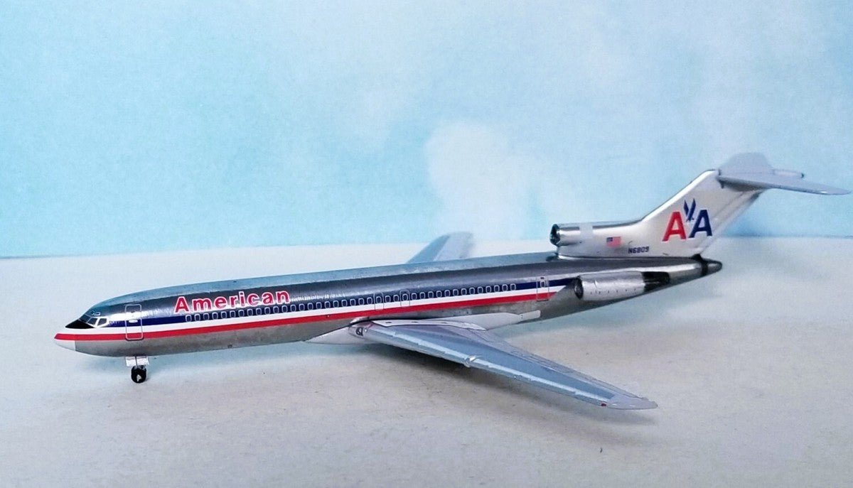 Aero Classics BBX41665 1:400 American Airlines Boeing 727-200 N6809